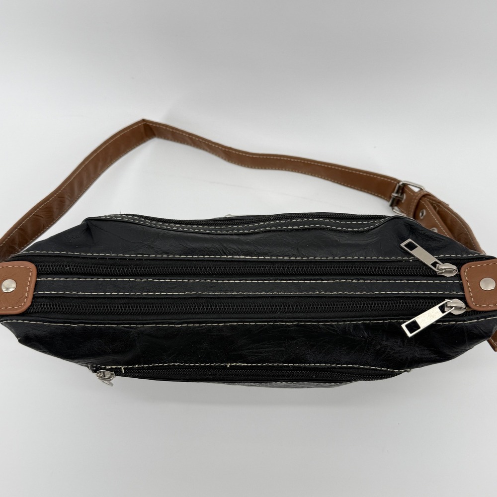 Stone & Co. Leather Crossbody Hobo Bag Black Tan Purse Zip Pocket Travel Neutral - Picture 5 of 15